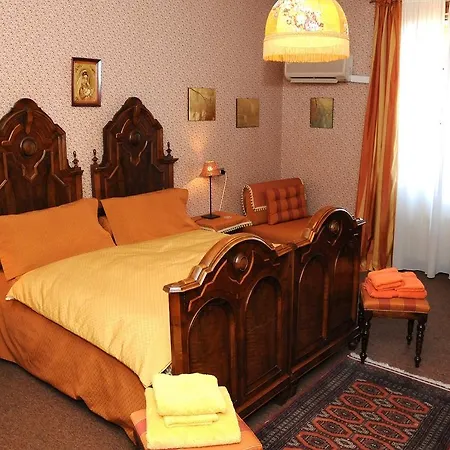 La Corte Bed & Breakfast *